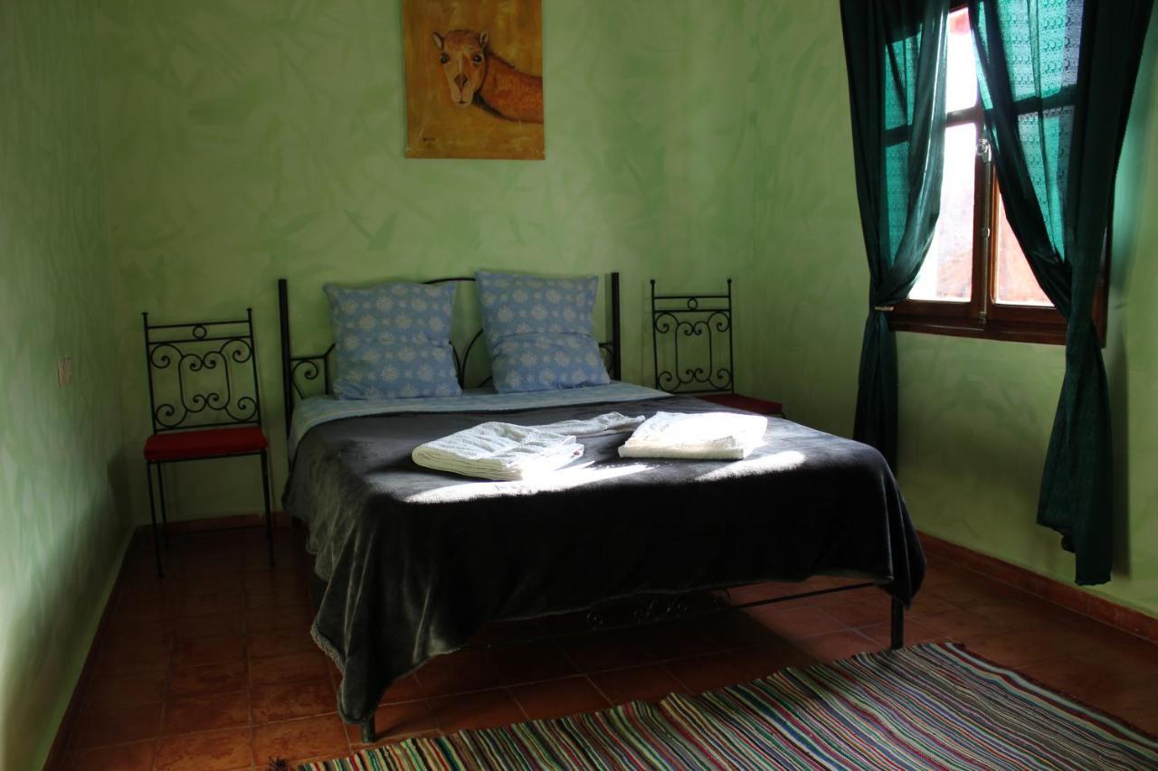 Kasbah Lucas Hostel Akhendachou n'Ait Ouffi Ngoại thất bức ảnh