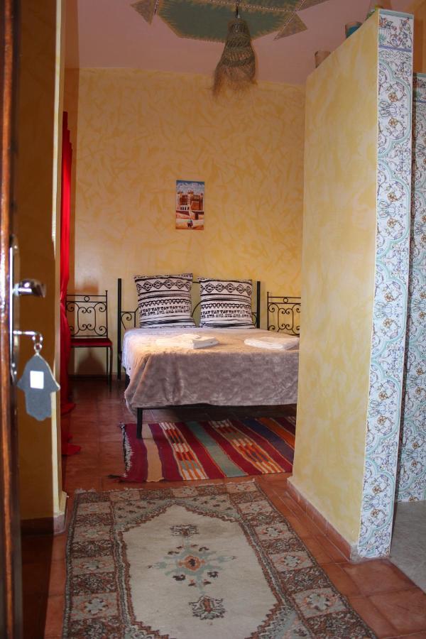 Kasbah Lucas Hostel Akhendachou n'Ait Ouffi Ngoại thất bức ảnh