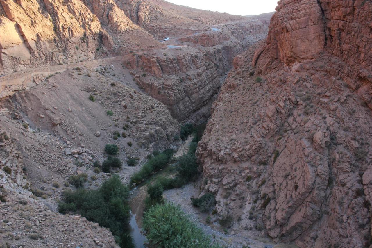 Kasbah Lucas Hostel Akhendachou n'Ait Ouffi Ngoại thất bức ảnh