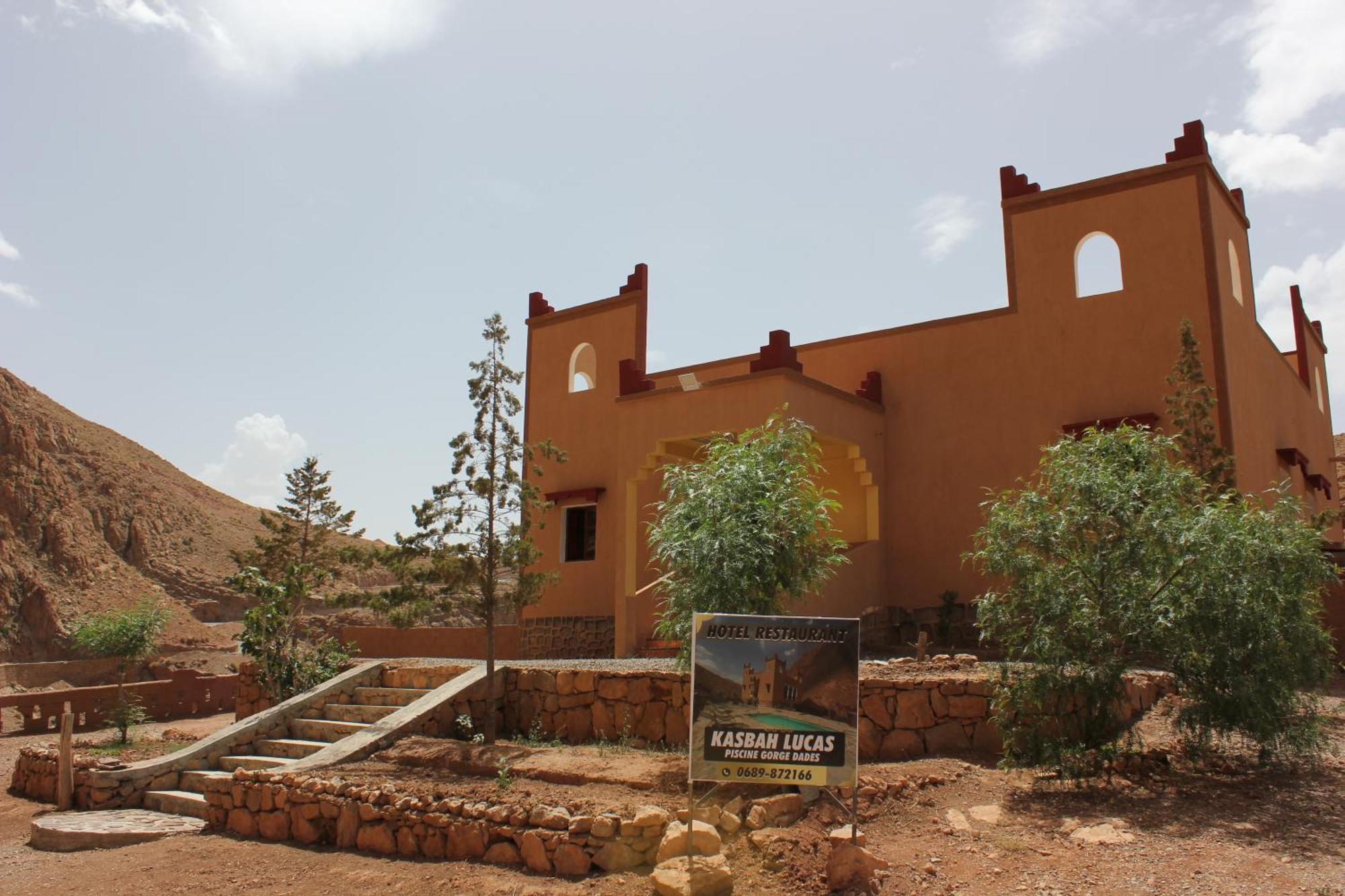 Kasbah Lucas Hostel Akhendachou n'Ait Ouffi Ngoại thất bức ảnh