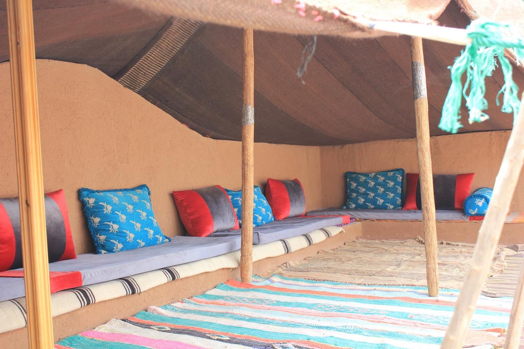 Kasbah Lucas Hostel Akhendachou n'Ait Ouffi Ngoại thất bức ảnh