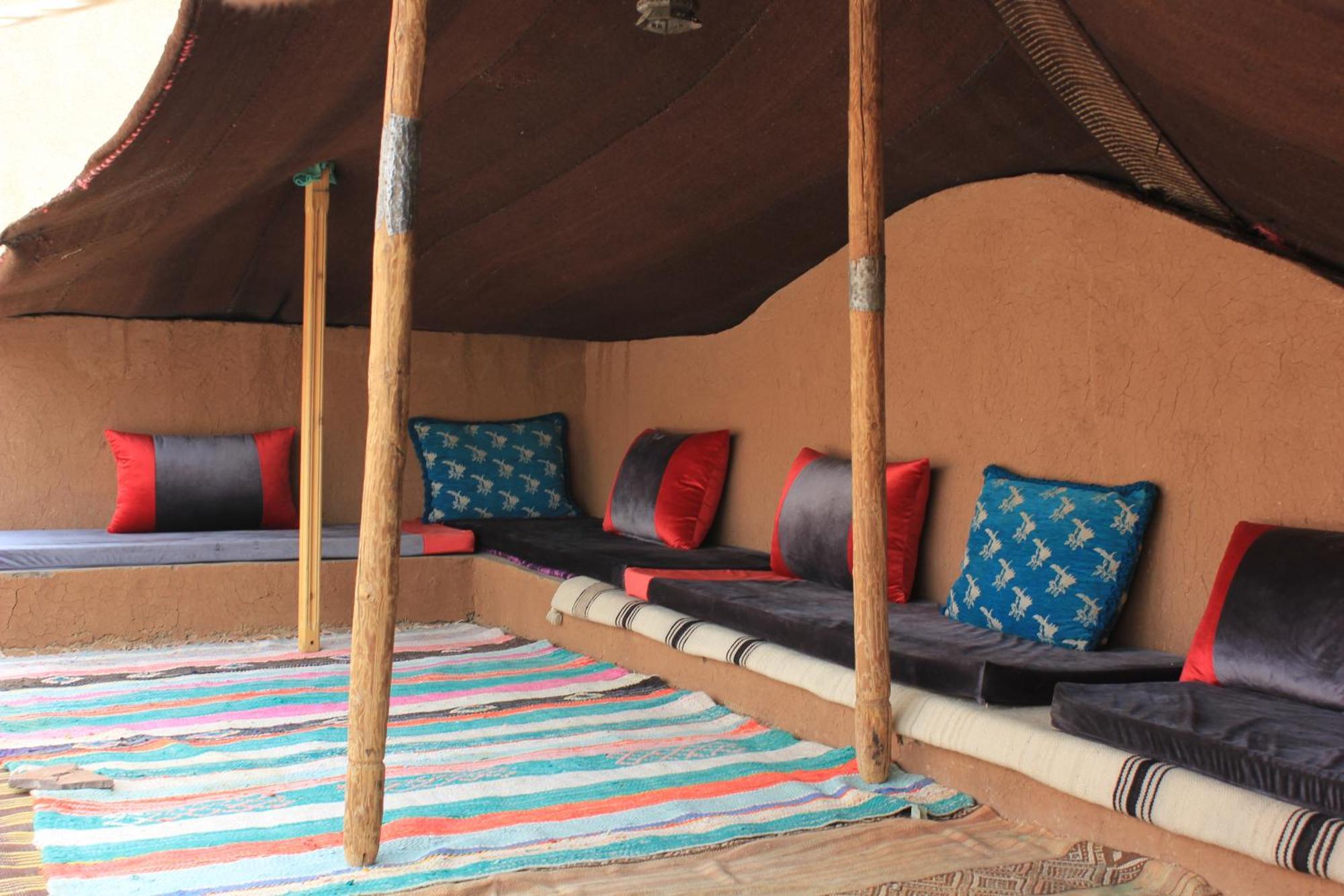 Kasbah Lucas Hostel Akhendachou n'Ait Ouffi Ngoại thất bức ảnh
